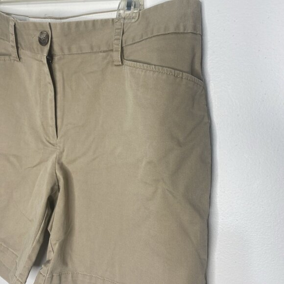 Lands End Shorts Women 10 Tan 7" Inseam Cotton Classic Pockets Chino Fit 2 - Picture 2 of 6